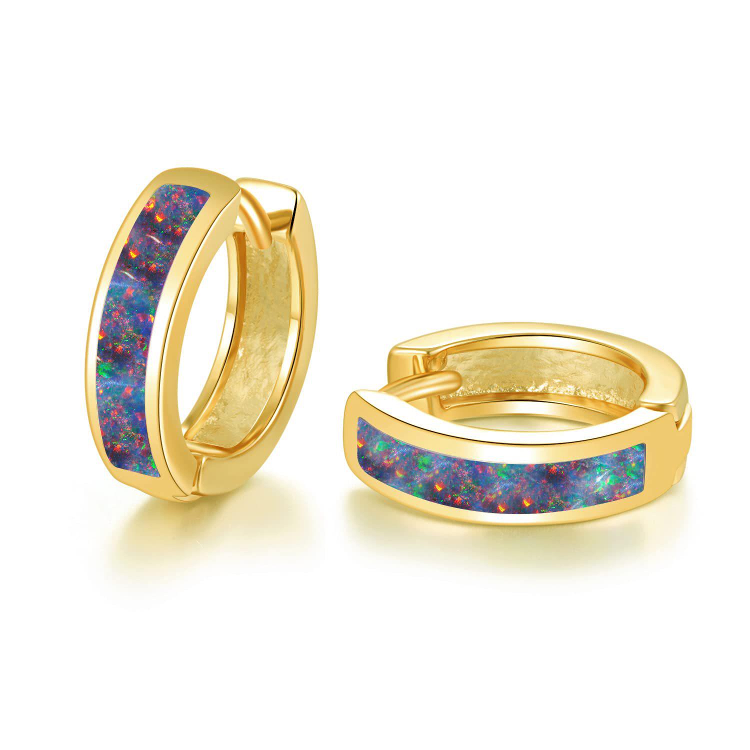 Маленькие серьги-кольца с опалом, покрытые белым золотом