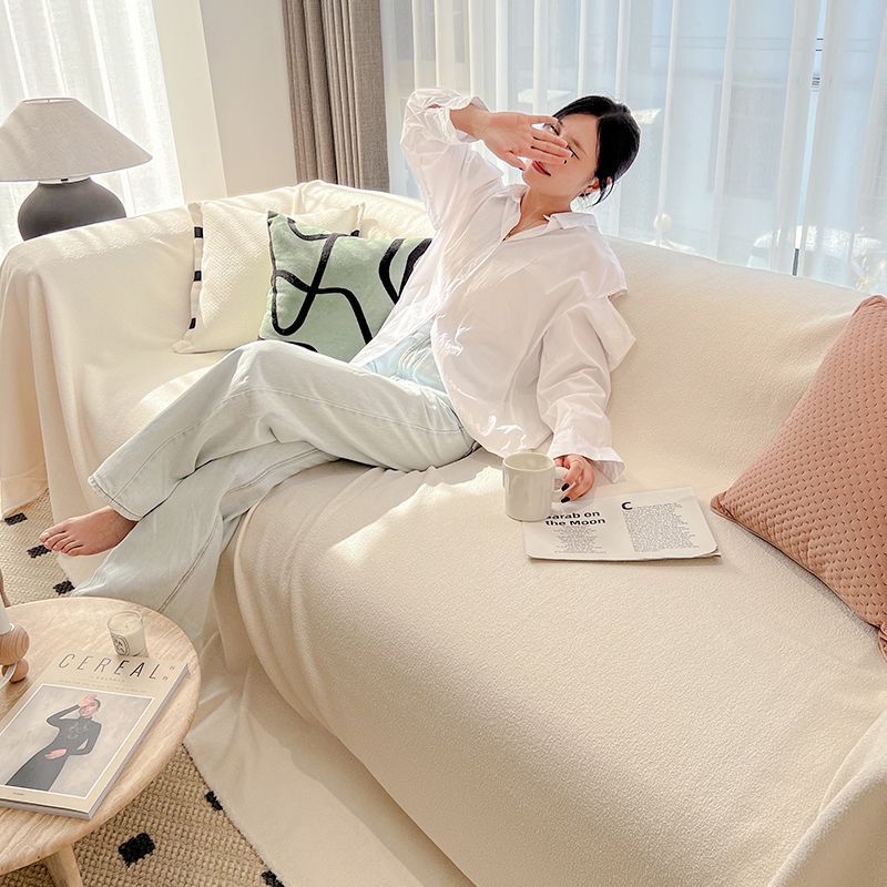 Подушка для дивана в стиле Light Luxury Style — фото 3