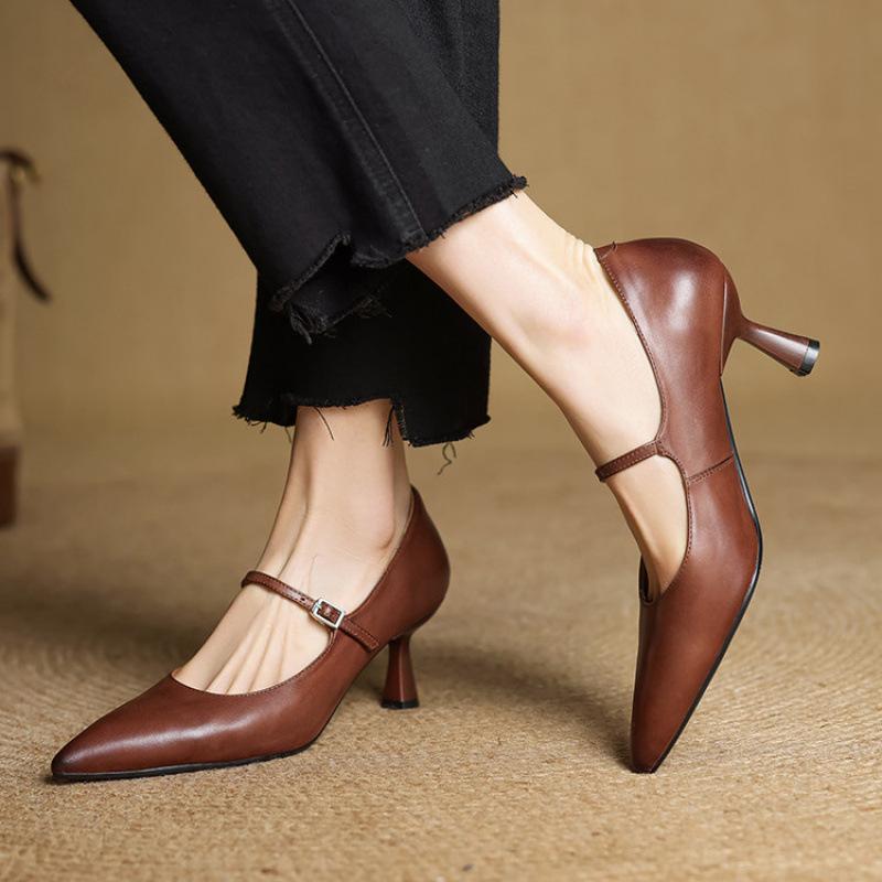 Casual Solid Color Light Mouth Low-top Single Shoes, New Comfortable Pointed Small Leather Shoes, Genuine Leather Large Size Medium Heel Beef T