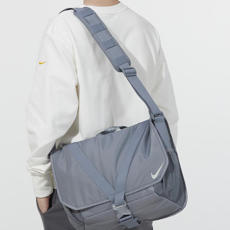 Nike Fabric Crossbody Bag, Shoulder Bag Unisex Aqua Blue Casual DB0498-065