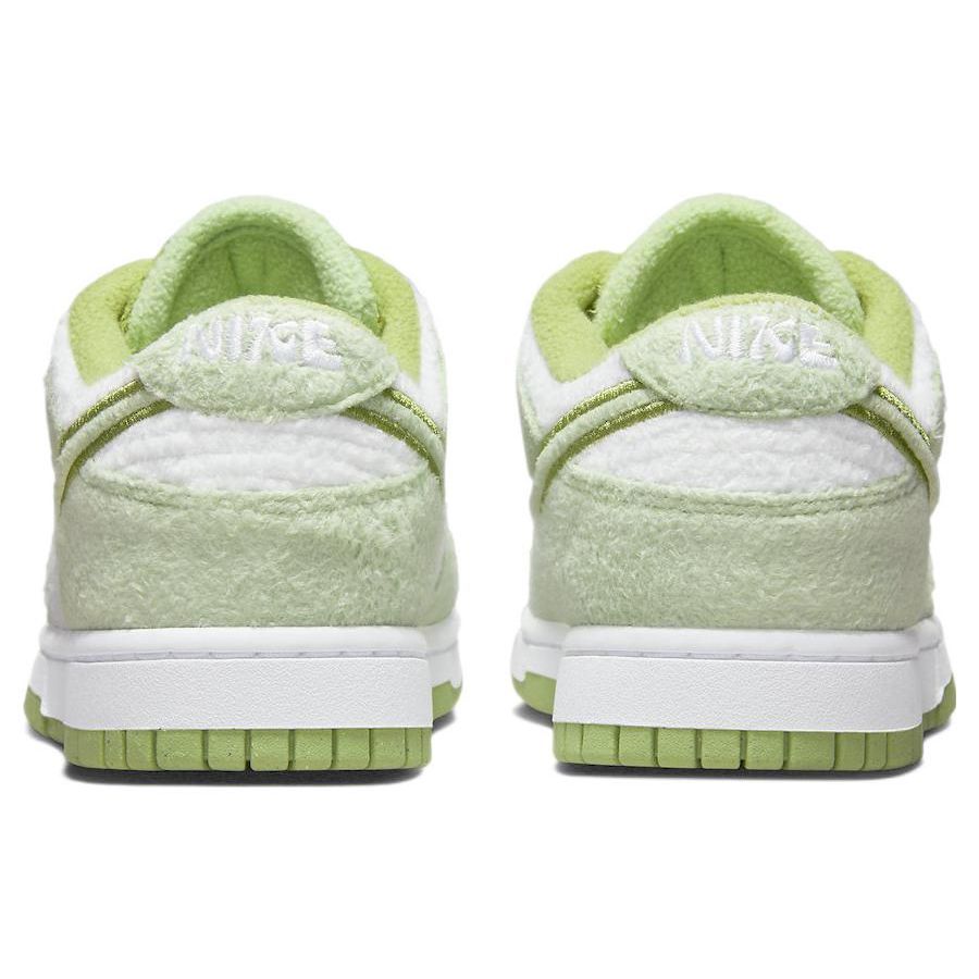 Nike Dunk Low SE Fleece - Honeydew Femme Baskets Vert Phantom Alligator DQ7579-300