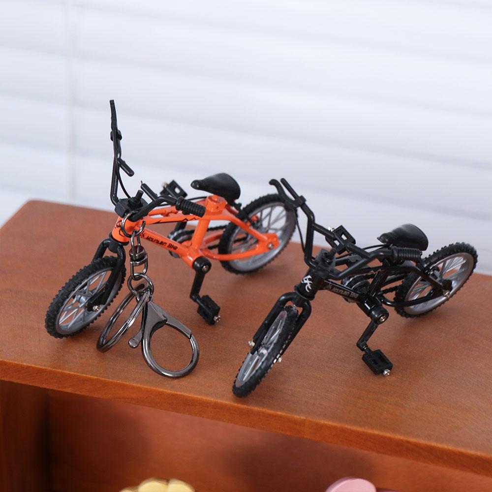 Zinc Zinc Alloy Bicycle Keychain Creative Cycling Bag Hanging Delicate Mini Bike Keyring Men