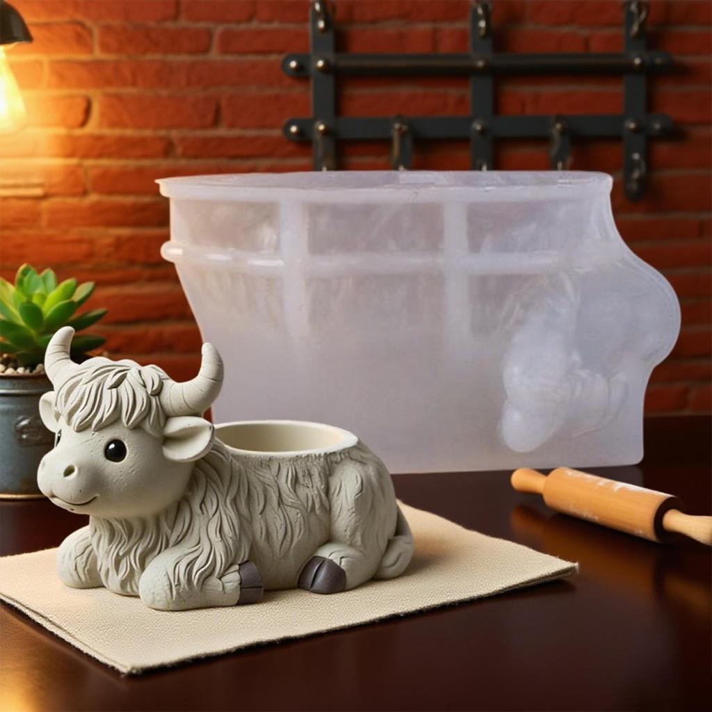 Cow Molds Silicone Cow Decorations Mould For Home 3D Cute Ornament Lying Down Mold For School Lawn Christmas Garden Farmhouse