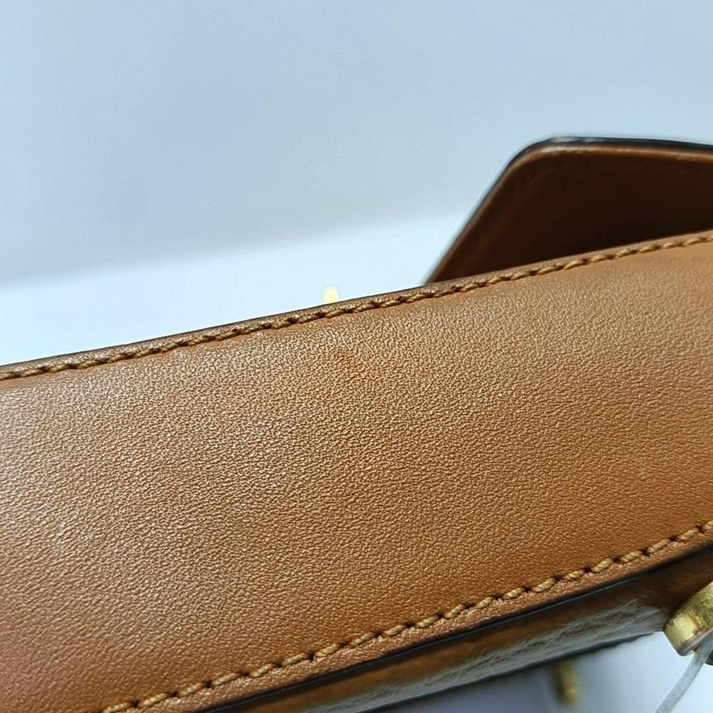 [Gebraucht] Millie Visetos Metallbeschläge Lorbeerblatt-Schloss Monogramm Glatte Umschlag-Umhängetasche Beschichtetes Canvas Napa-Leder Schulter - Gut #6W719I