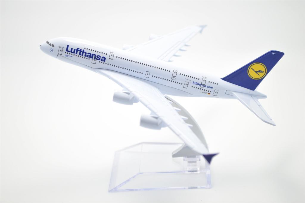 TANG DYNASTY 1/400 16cm Lufthansa Airlines Airbus A380 Alloy Airplane Model Toy