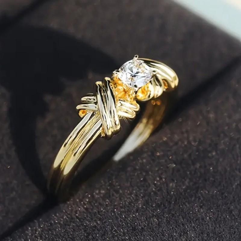 Huitan New Modern Fashion Design Women Rings with Round/Cushion Cubic Zircon Cross Shape Statement Wedding Bands Female Jewelry
