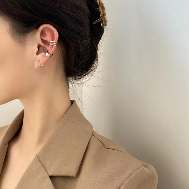 Clips Earrings for Women Unisex Minimalist Fashion Cartilage Hoop Earings Set Ear Cuff Fake Piercing Clip on Ear Jewelry