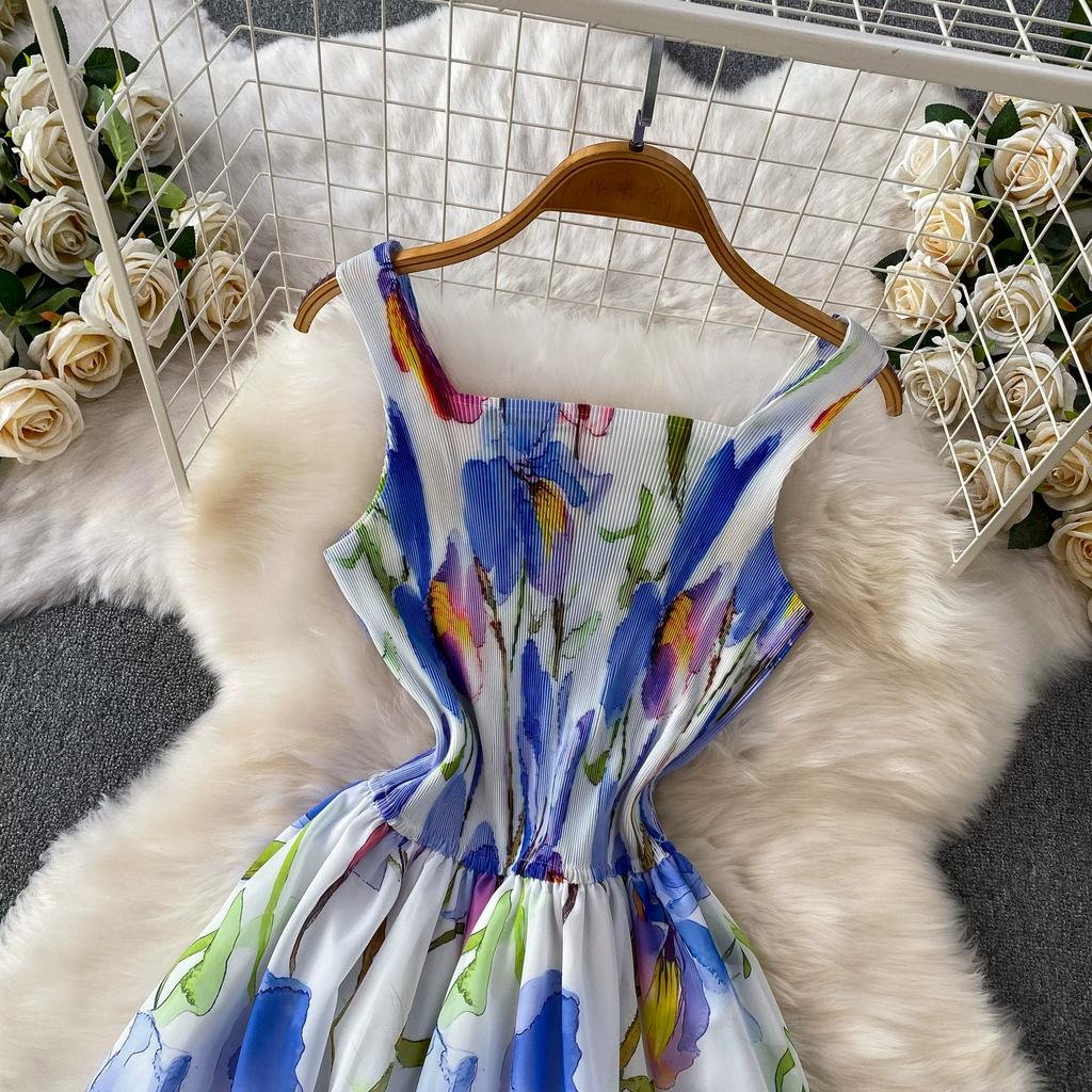 Charming and Elegant Vacation-Style Square-Neck Spaghetti-Strap Dress for Women Summer Dopamine Print A-Line Maxi Dress
