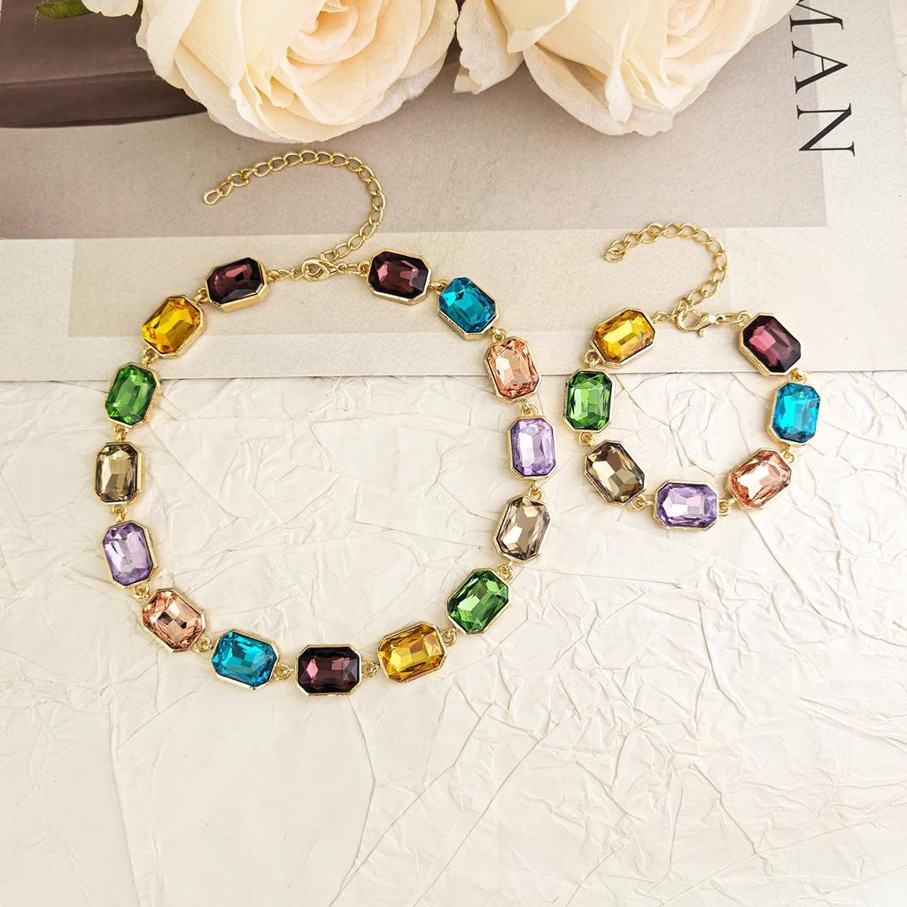 Girocollo Colorato a Diamanti Primavera/Estate - Collana Clavicola da Donna di Alta Gamma, Design Versatile