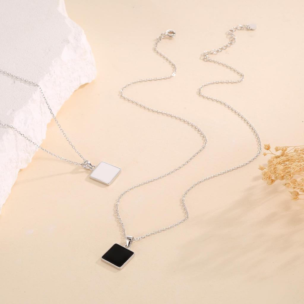 Beixi S925 Sterling Silver Geometric Black & White Epoxy Necklace for Women - Simple Fashionable Design