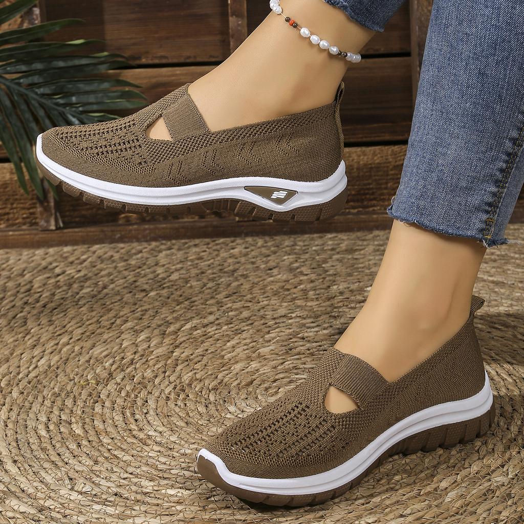 Modische und bequeme lässige Einzelschuhe in Übergröße mit atmungsaktiven, fly-gewebten Mesh-Schuhen mit Aushöhlungen, Ein-Fuß-Schuhe