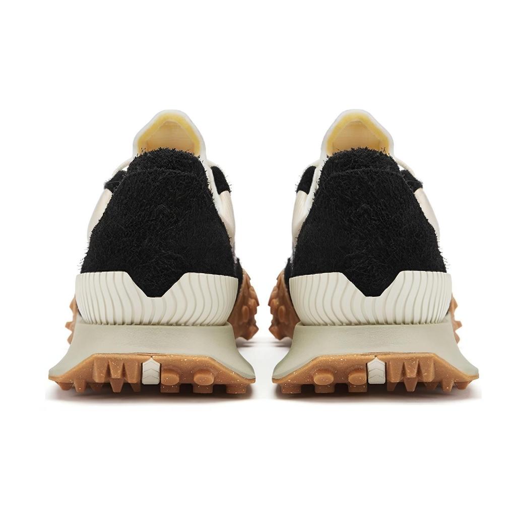 new New Balance XC 72 Black Beige