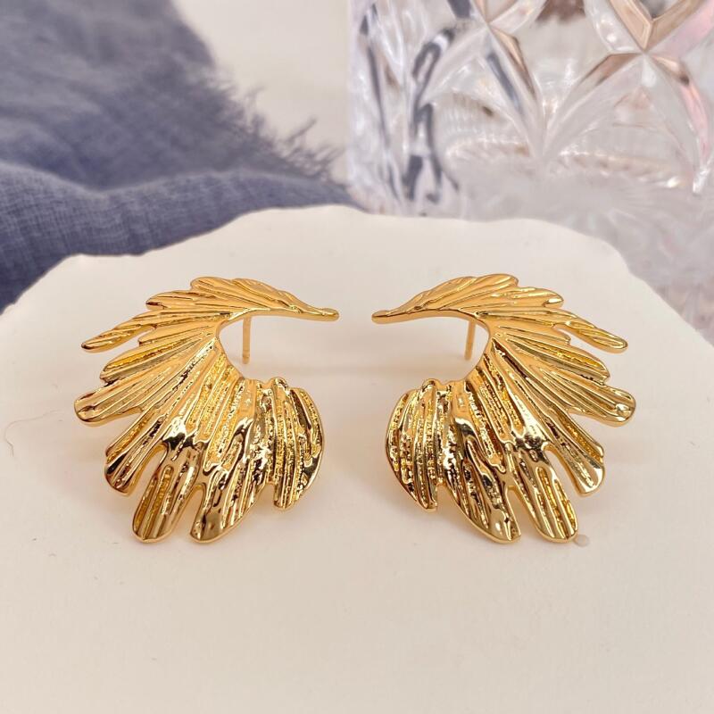 Stainless Steel Irregular Leaf Stud Earrings for Women Ladies Vacation Style Waterproof Drop Earrings Charm Jewelry Accessories