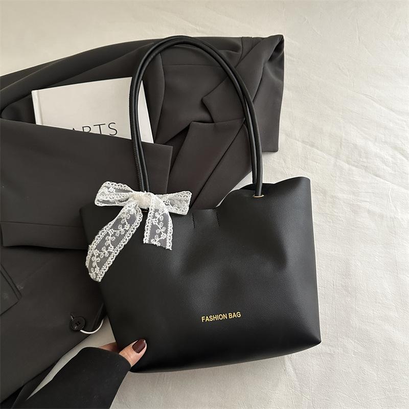 

Корейская большая сумка-тоут на плечо 2025 весна новая простая универсальная сумка сумка для занятий для студента чёрный