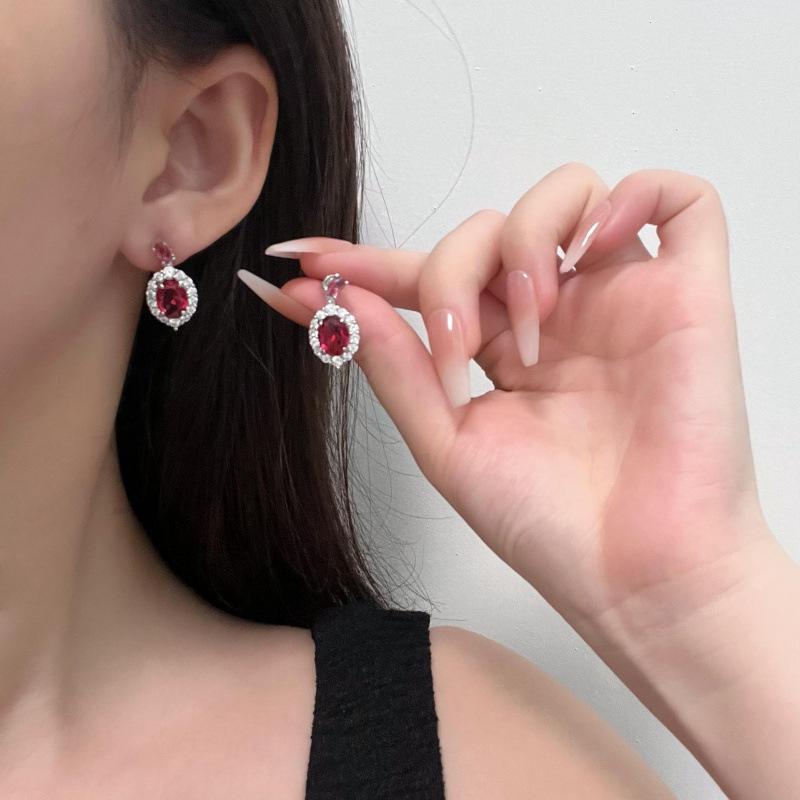 Elegant and Fashionable Pigeon Blood Red Corundum Stud Earrings - Exquisite and Versatile for a Sophisticated Look