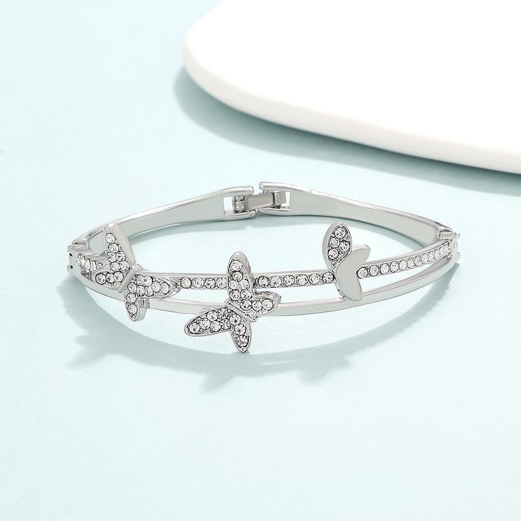 Bracciale versione coreana popolare per il pendolarismo quotidiano bracciale ad apertura a molla semplice bracciale femminile versatile alla moda personalizzato semplice