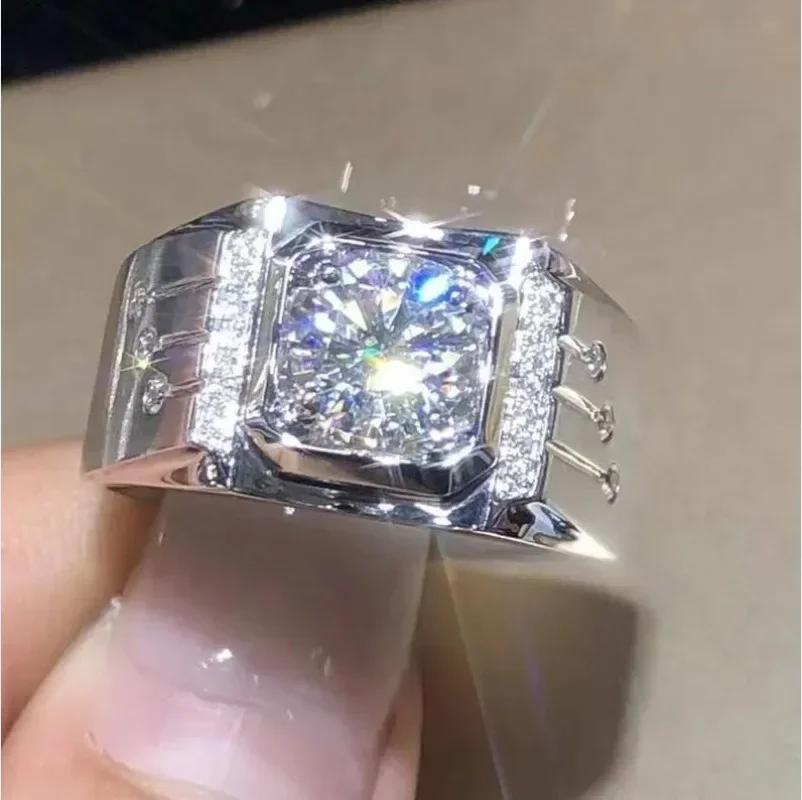Men's and Women's Rings Inlaid with Artificial Zircon Are Trendy Versatile Fashionable High-end and Luxurious In Design Zircon