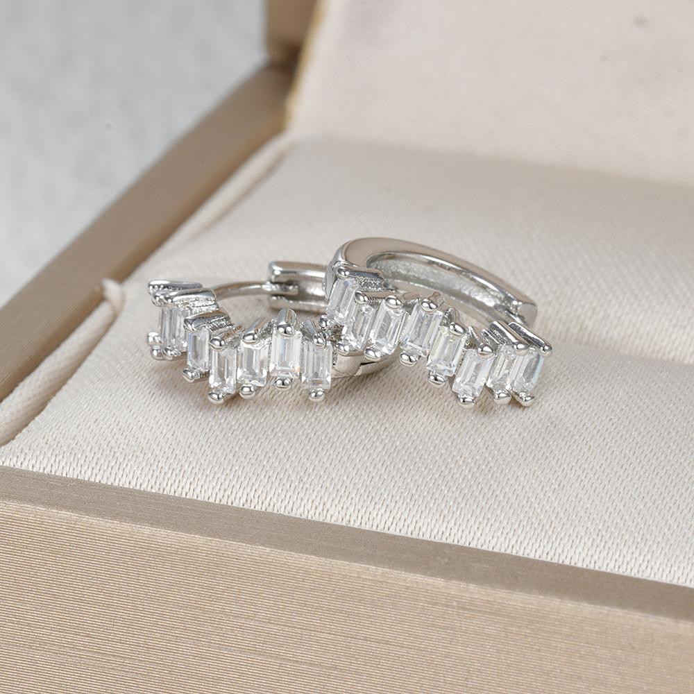 Trendy Gold Plated Round Huggie Hoop Earrings for Women Stainless Steel Colorful Zirocn Piercing Earrings  Fashion Jewelry