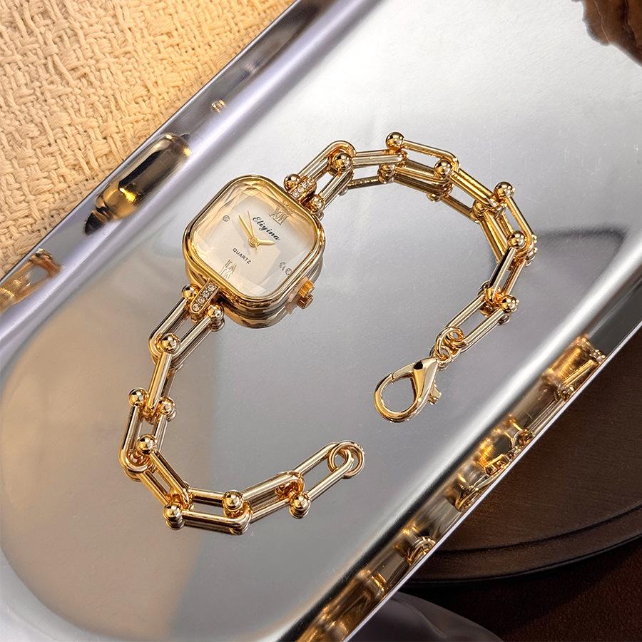 High end Niche Bracelet Style Wristwatch light luxury creative square multi facet glass Women's quartz Watches Chain Antique