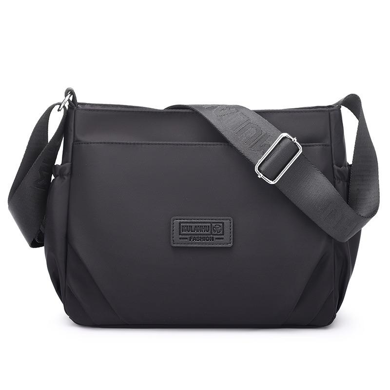 

New versatile atmospheric women s bag mother bag multi-layer soft leather shoulder messenger bag mother-in-law bag diagonal backpack чёрный