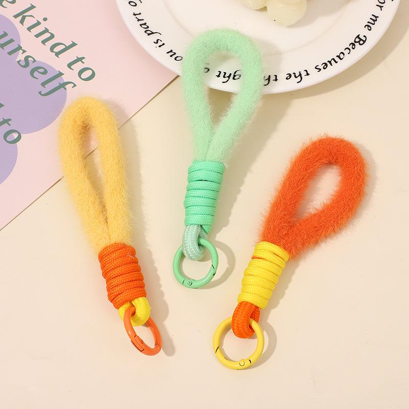 Creative Plush Mobile Phone Wrist Lanyard - Fashionable Anti-Drop Keychain with Single Buckle for Autumn and Winter
