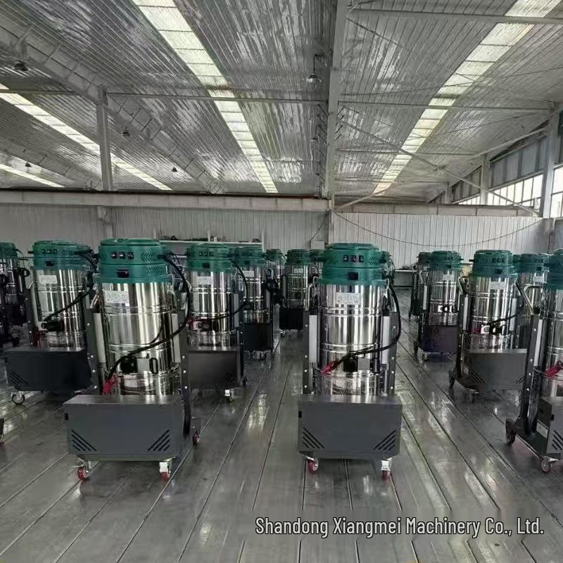 High-Power Industrial Vacuum Cleaner for Dust, Debris, Sewage & Oil - Corded & Battery Models