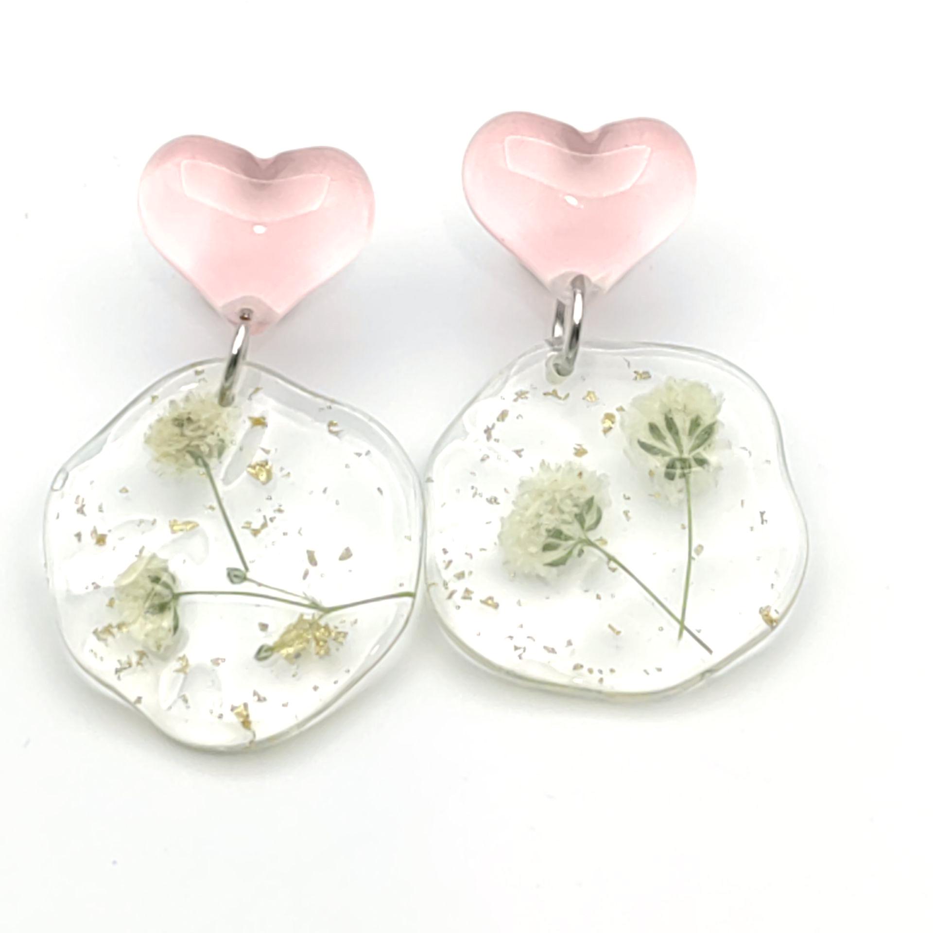 Summer Dried Sunflower & Daisy Flower Earrings: Fresh, Simple Studs.