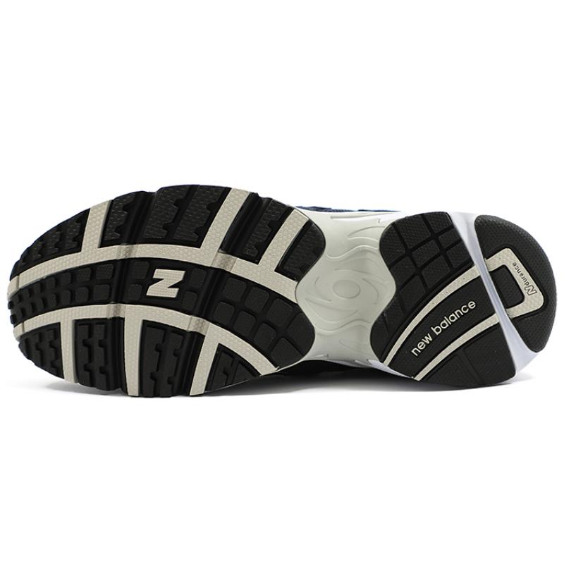 New Balance 725 Navy White Sneakers ML725Q