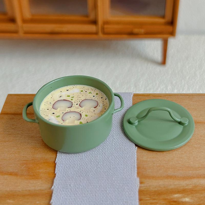

1/12 Mini Cream Mushroom Soup Pot Model Kitchen Decoration Doll Home Simulation Accessories Pretend Play Toys зелений