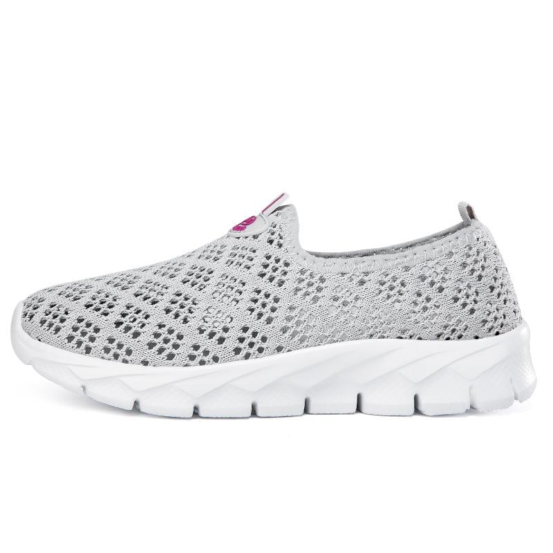 Summer Outdoor Casual Shoes Women's Mesh Breathable Flat Light Sneaker Female Loafers Casual Hollow Out Outdoor Flats Zapatos
