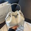 Fashionable Hand-held Pleated Bucket Bag Simple and Versatile Chain Crossbody Bag
