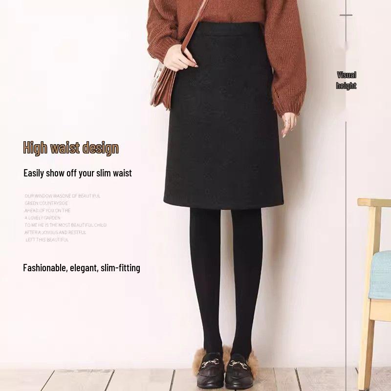 High-Waisted Woolen A-Line Midi Skirt: Simple, Slimming, Versatile, Wrinkle-Resistant with Back Slit, Perfect for Autumn and Winter.