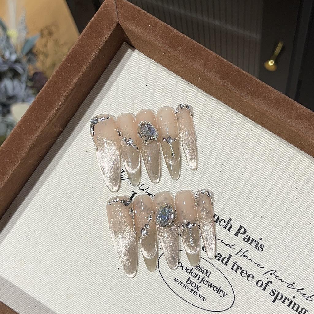 Blinking White Glass Beads Smile and Chase Light Cat Eyes Fine K9 Fat Square Wear Armor