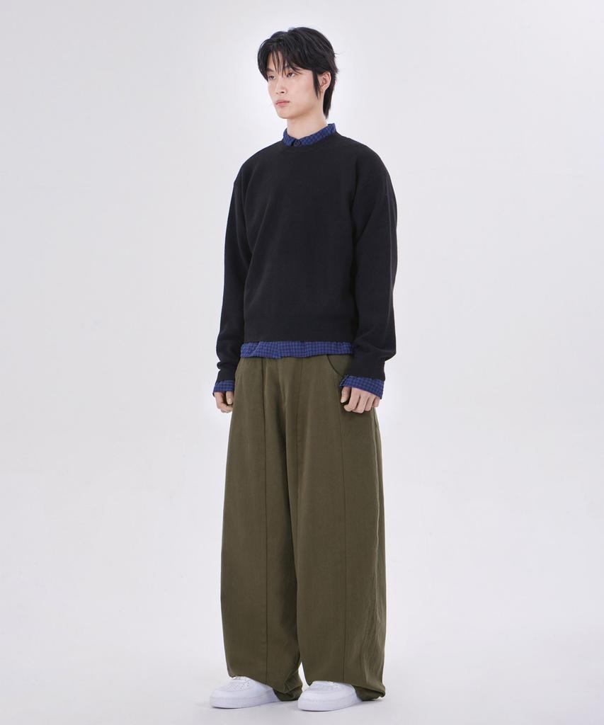 GLW Essential Round Neck Crop Knit Black