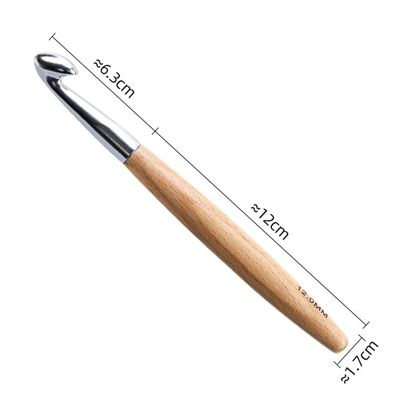 Premium Wooden Handled Crochet Hook Set - Solid Wood Round Hooks for Knitting and Crochet Projects.