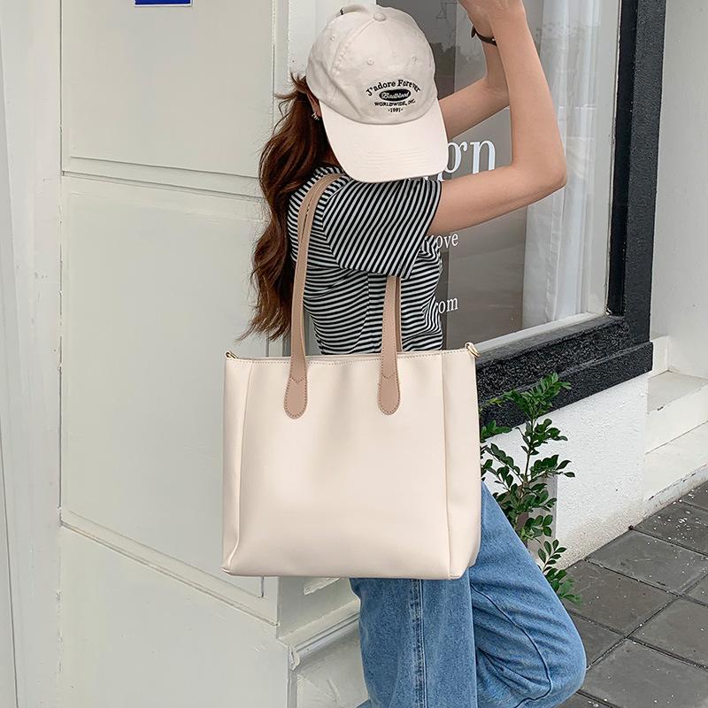 Large Capacity Bag Women'S Fashion Messenger Bag Design Underarm Bag Trend Tote Bag Women'S Shoulder