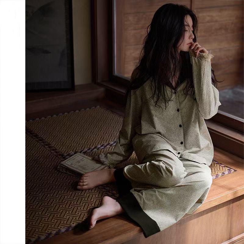 Damen Anti-Ausbeulungs-Pyjama-Set mit Polsterung: Langärmlig & Hose, Lässiger Fauler Stil für Frühling bis Winter