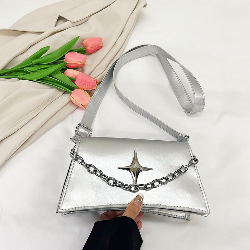 Trendy Minimalist Shoulder Bag Stylish Crossbody Handbag For Women In Black And White Colors