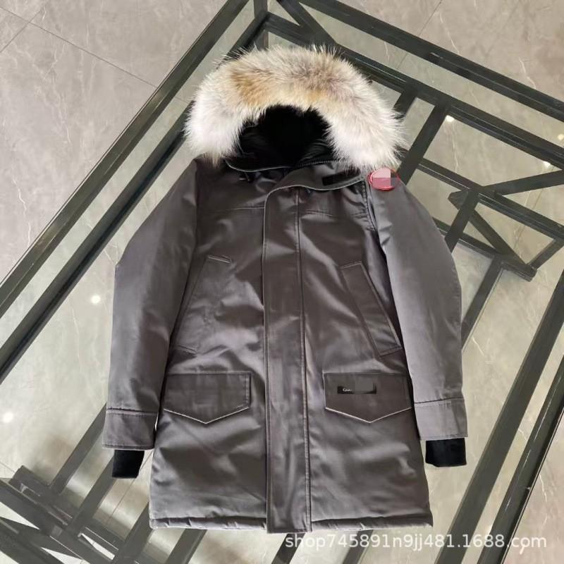 Womens Long Warm Duck Down Parka Coat With Wolf Fur Collar 85-90% Fill Power 401-450g Premium Outerwear 2025