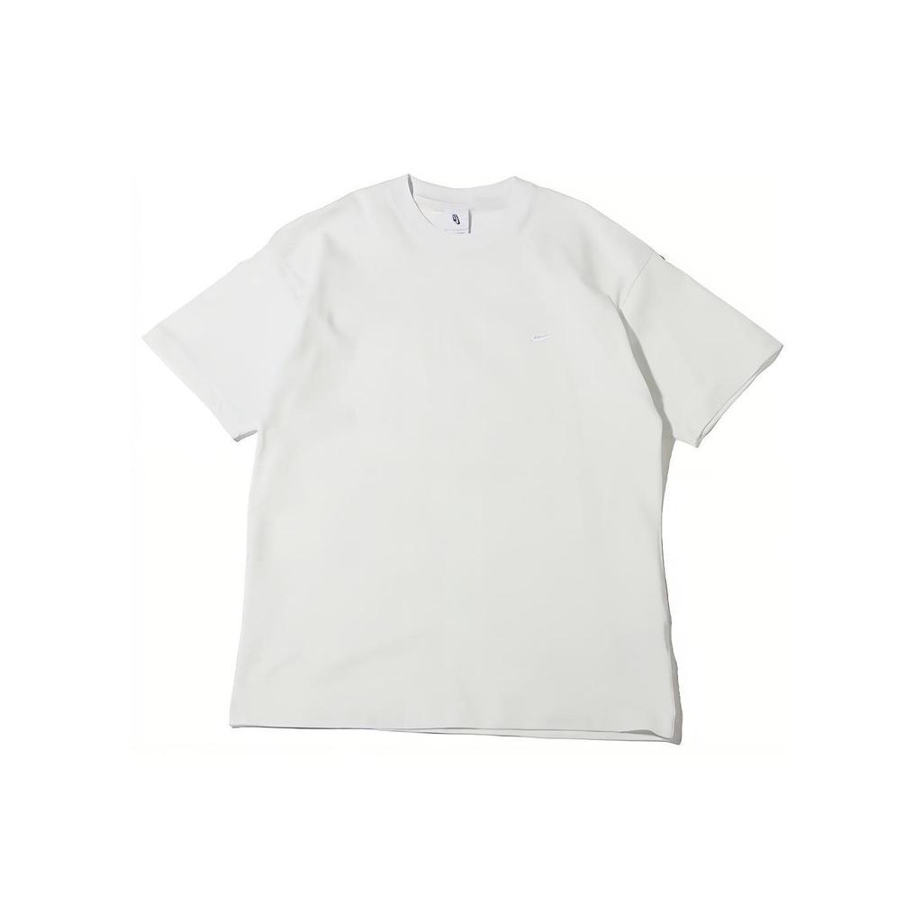 Nike T Shirts Men's White Crew Neck Moderate Straight Fit DA0321-121