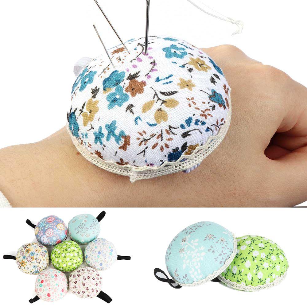 

1 шт. Милий інструмент для зберігання гудзиків Товари для дому Швейна шпилька Подушка Голкотримач Квітковий ремінець Random Color