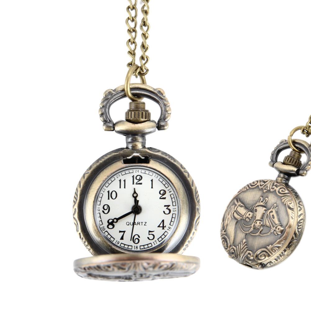 Vintage Pocket Watch Bronze Color Quartz Watch Cool Chain Hollow Love Heart Watches Necklace Pendant Gifts For Women Man