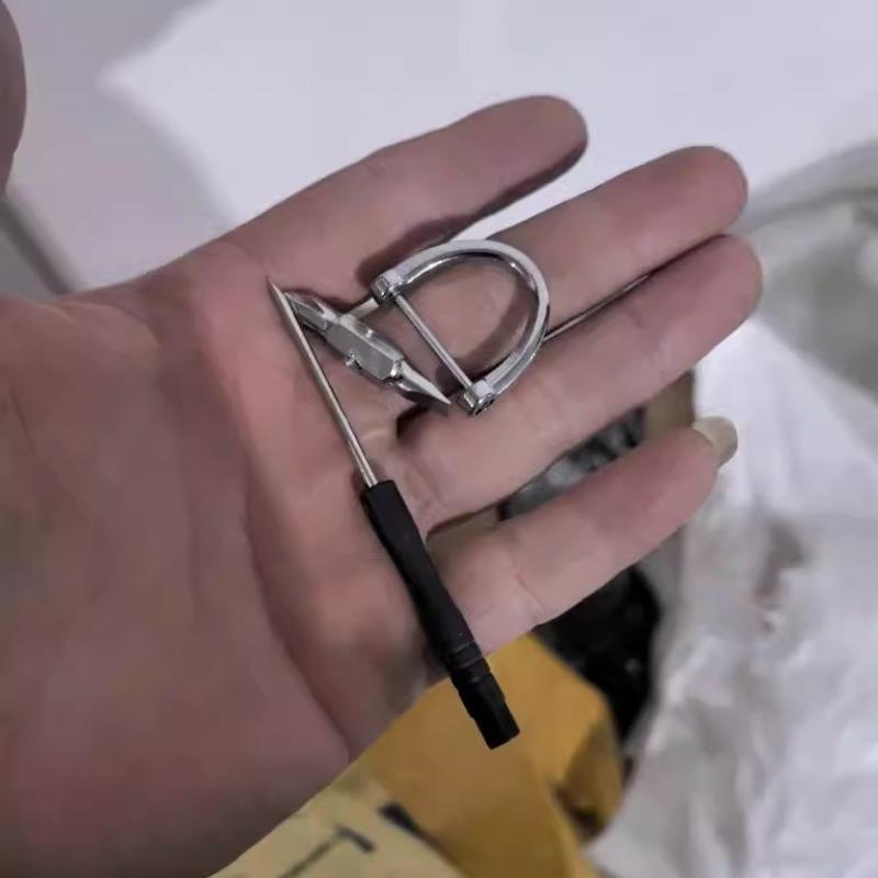 

1 шт. Брелок с подковообразной пряжкой, отвертка, многофункциональный карманный, крестовая, шлицевая отвертка, кольцо для ключей, инструмент для ремонта, мини-отвертка 1pc