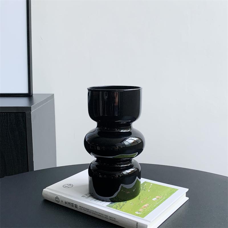 

Vintage Black Glass Vase for Fresh or Dried Flowers - Creative Living Room Decoration