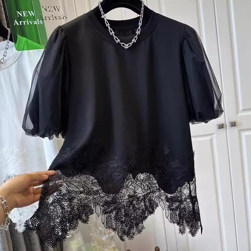 

Chic Plus Size Puff Sleeve T-shirt with French Lace & Irregular Hem L (90-120 lbs)