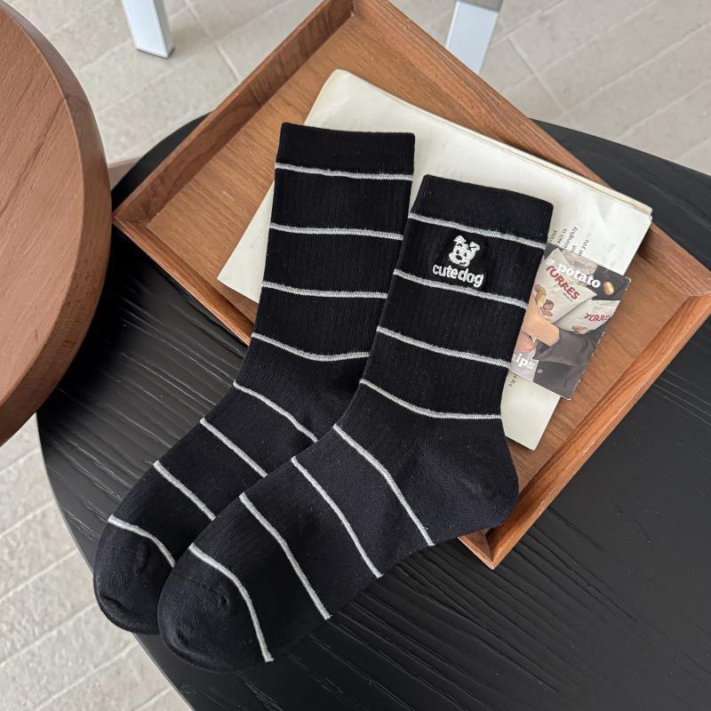 Spring & Summer Korean Style Cartoon Embroidered Puppy Mid-Calf Socks - Women's Academy Stripes Slouch Socks