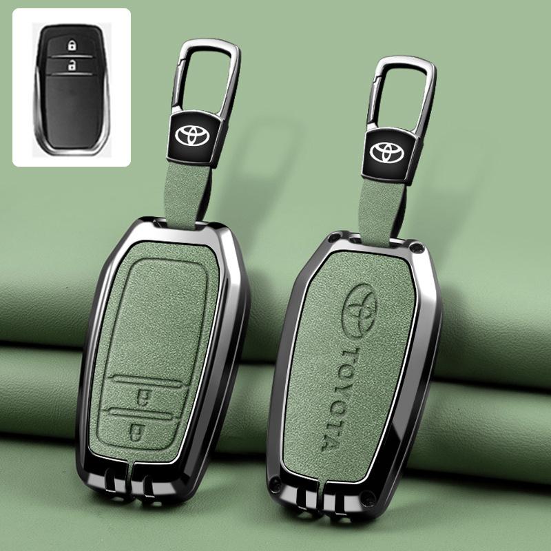 Car Key Case Cover for Toyota Land Cruiser 200 Prado Crown TLK 200 Yaris Cross Hilux Innova Rav4 Fortuner Camry 55 50 Keychain
