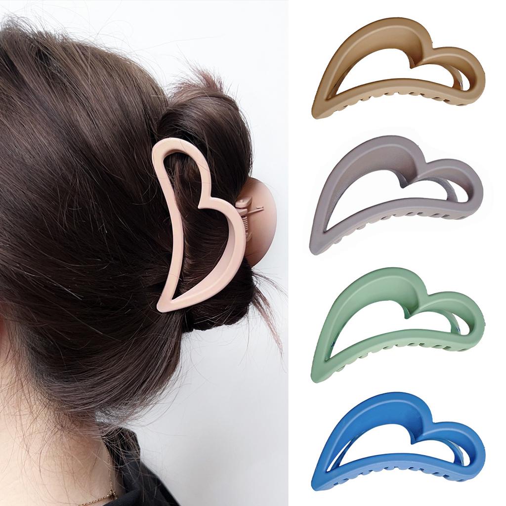 Frosted Love Heart Shaped Hair Claw Korean Fashion Women Girl Hairpins Hair Claw Barrettes Solid Color Headwear Hair Accessories