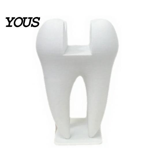 Durable Business Card Stand 3D Printed Holder, Tooth Shaped Matte White Organizer, One-piece Molded Holder Minimalist Style Ornament for Dental