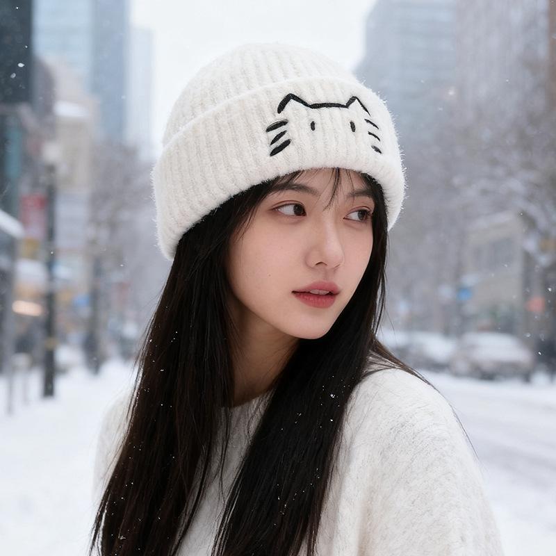 

Japanese Cute Woolen Hat for Women Autumn and Winter Warm Ear Protection Knitted Hat Casual, Versatile Face Showing Small Baotou Cold Hat for Men M（56-58cm）